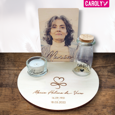 "Voor altijd" herinneringsplank rond