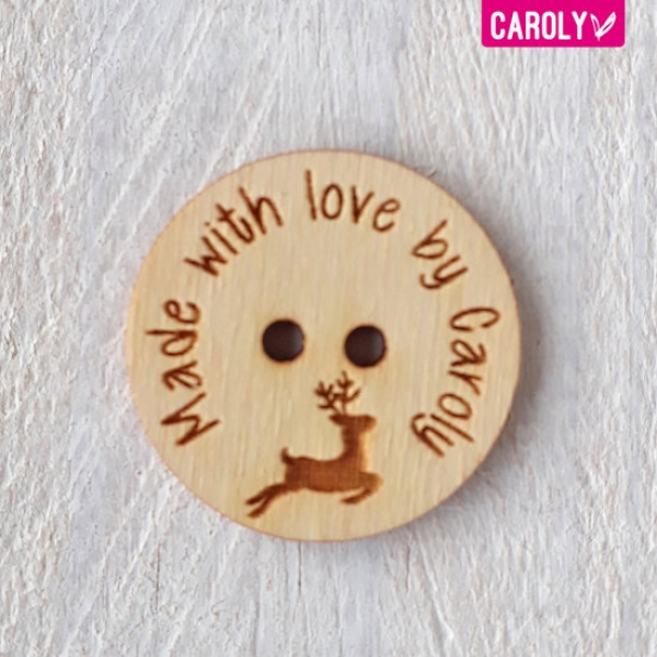 Houten knoop met hert en eigen tekst
