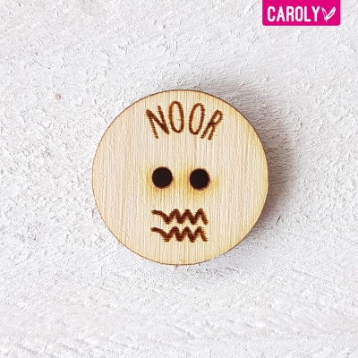 Houten knoop met naam - sterrenbeeld waterman