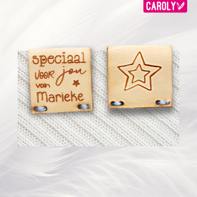 Leren label "speciaal voor jou van" met naam 30x65mm bovenkant